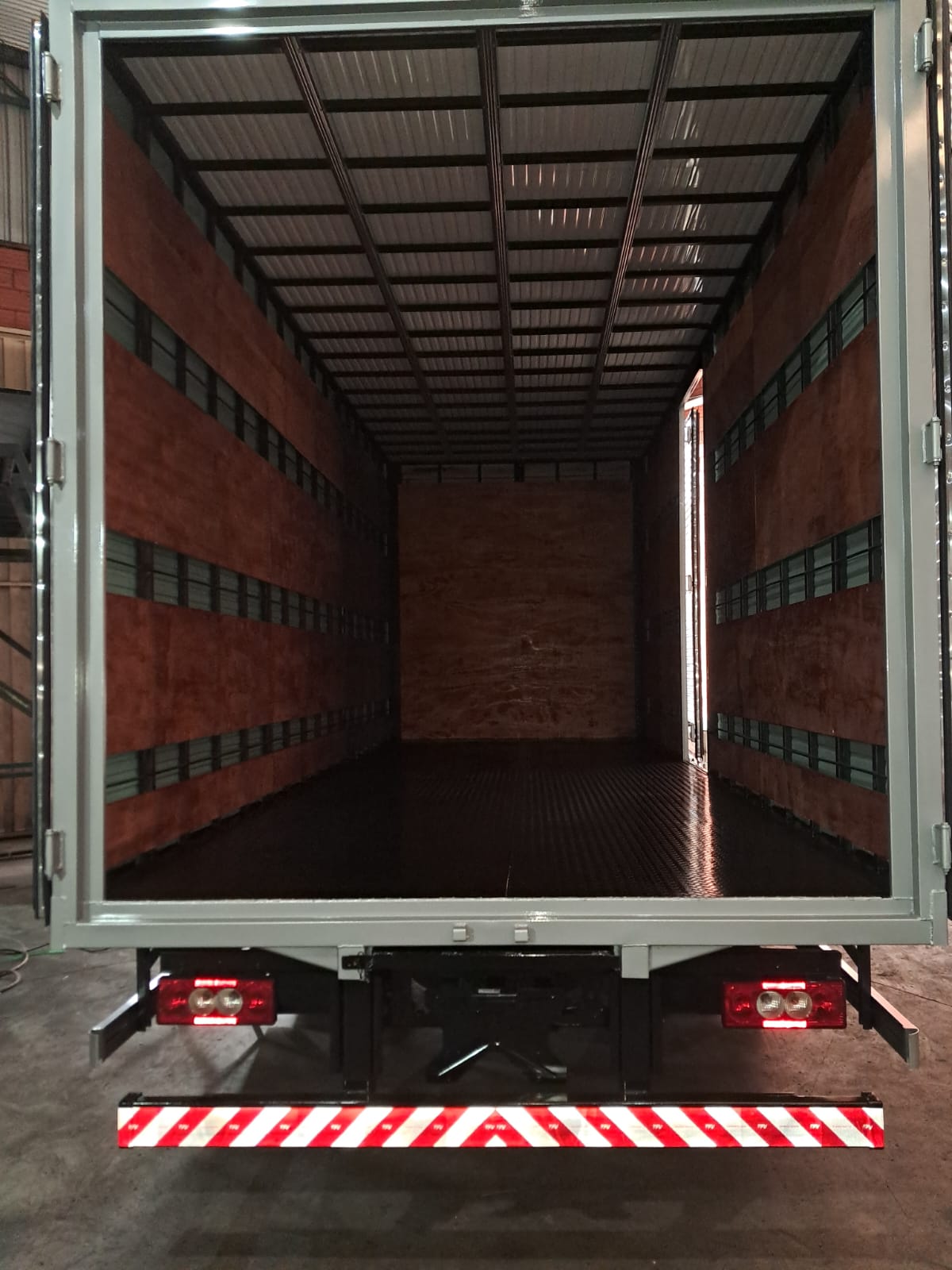 Projeto realizado pela Furgão Londrinense 11