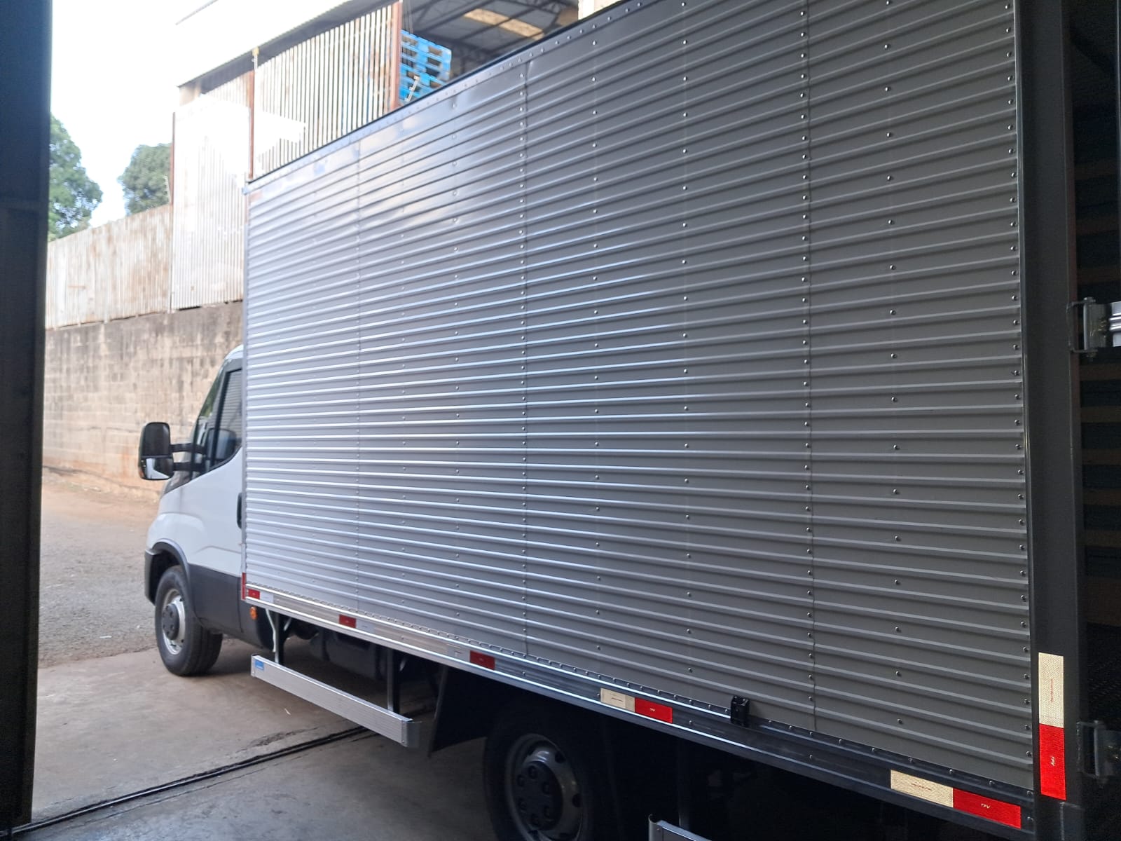 Projeto realizado pela Furgão Londrinense 15